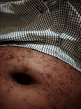 Snapshot of TornadoStorm35 chatting on December 2025 08:18:02 PM TornadoStorm35 online show from December 2025 08:18:02 PM