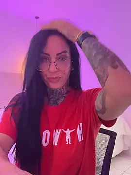 Snapshot of YasmimBrasil chatting on October 2025 04:13:02 PM YasmimBrasil online show from October 2025 04:13:02 PM