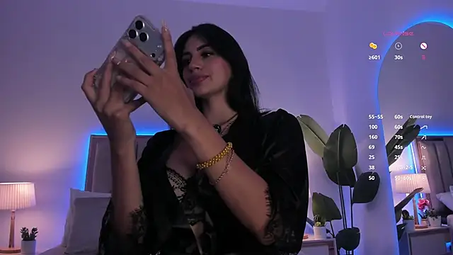 Taylor-Jonnees online show from May 2026 04:34:01 PM