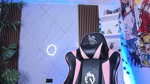 Snapshot of Victoria_Adams14 chatting on February 2025 12:25:02 PM Victoria Adams14 online show from February 2025 12:25:02 PM