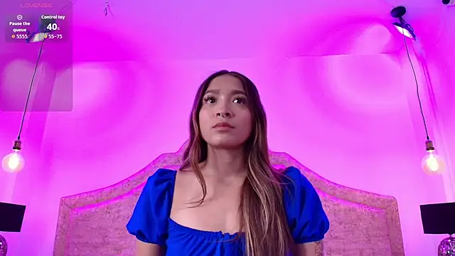 Victoria Adams14 online show from November 2025 03:01:01 AM