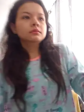 Snapshot of azumiichan chatting on January 2025 03:33:01 PM azumiichan online show from January 2025 03:33:01 PM