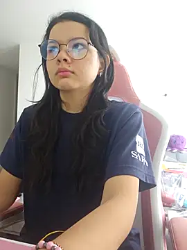 azumiichan online show from March 2026 01:30:01 PM