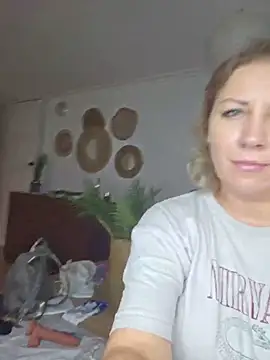 zarina3003 online show from June 2026 06:43:01 PM