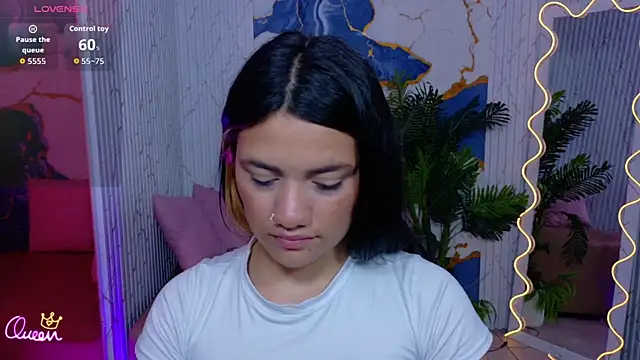 Snapshot of Chiara_tay chatting on July 2026 11:56:01 AM Chiara tay online show from July 2026 11:56:01 AM
