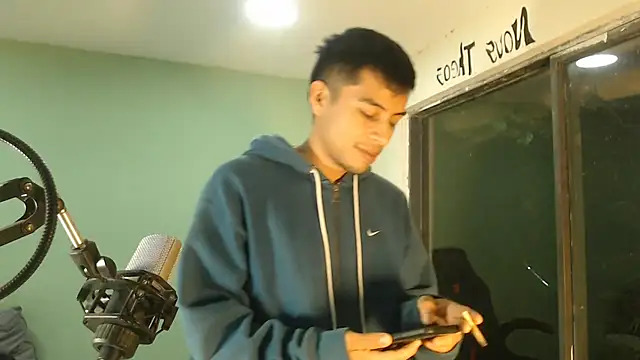 Snapshot of danielitopapuu chatting on February 2026 06:21:02 AM danielitopapuu online show from February 2026 06:21:02 AM