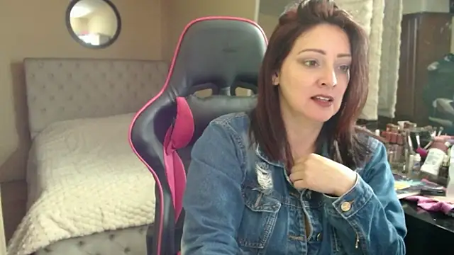 Snapshot of Carol_Scottt chatting on February 2026 08:43:01 PM Carol Scottt online show from February 2026 08:43:01 PM