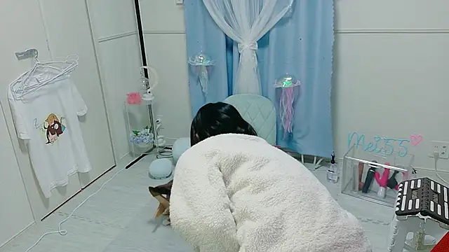 Snapshot of MEI--55 chatting on November 2025 09:08:02 AM MEI--55 online show from November 2025 09:08:02 AM