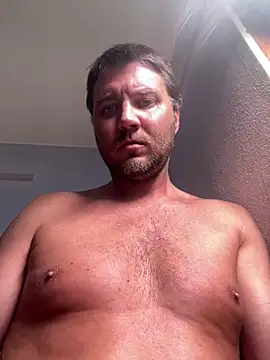 Snapshot of Brando2585 chatting on May 2026 05:57:01 AM Brando2585 online show from May 2026 05:57:01 AM