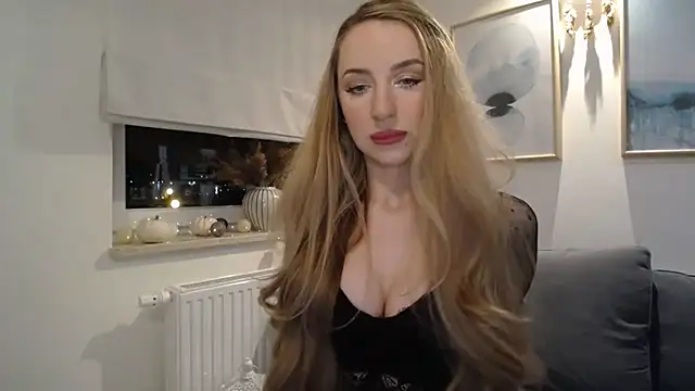 JulietteDiamond online show from October 2025 04:22:01 PM