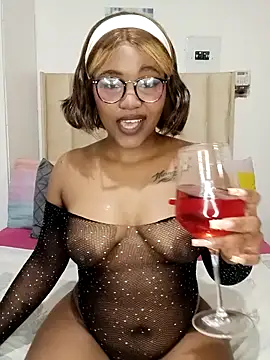 charmainexxx online show from December 2025 10:41:02 PM