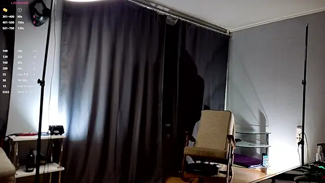 pleasure8869 online show from November 2025 05:06:02 AM