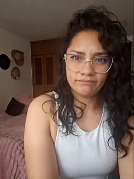 Snapshot of Thaliacooper_ chatting on September 2025 06:00:01 PM Thaliacooper online show from September 2025 06:00:01 PM