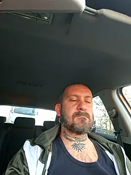 teddy79good online show from November 2025 04:07:01 PM