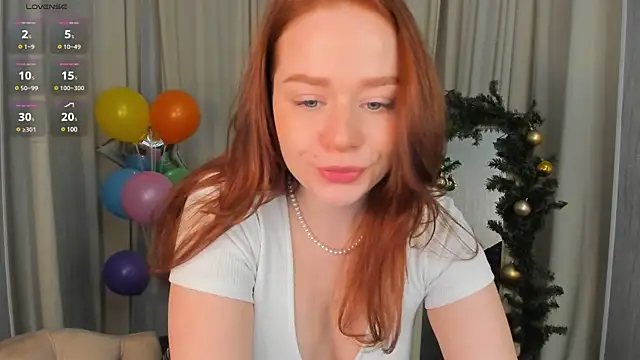 Snapshot of skye_sky chatting on December 2024 01:49:02 PM skye sky online show from December 2024 01:49:02 PM