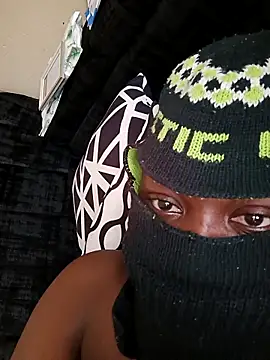 Sexy girlass online show from October 2025 08:35:01 AM