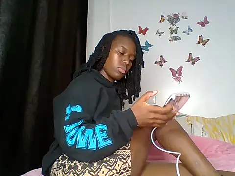 Oliviia  online show from October 2025 05:32:02 PM