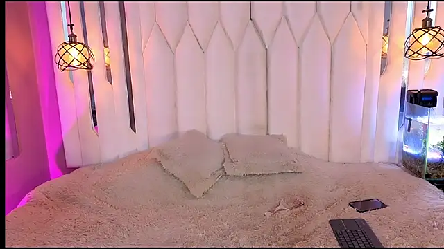 Megan Do Santos online show from June 2026 12:32:02 AM