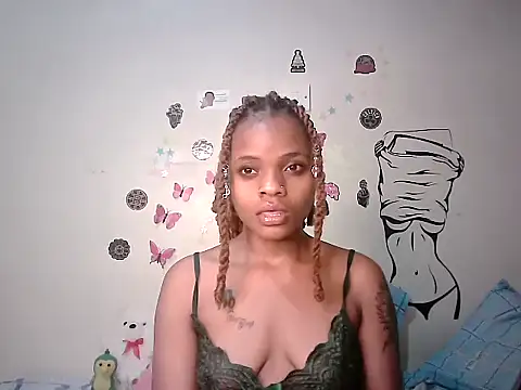 Snapshot of Star_Tower chatting on February 2025 06:59:01 PM Star Tower online show from February 2025 06:59:01 PM