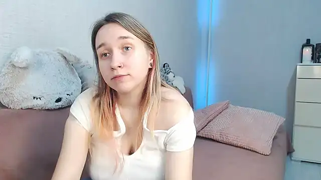 lovely hayley online show from January 2026 10:44:02 PM