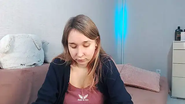 lovely hayley online show from February 2026 10:04:02 PM