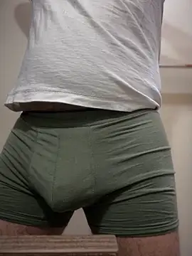 Dustin k online show from April 2026 09:34:01 PM