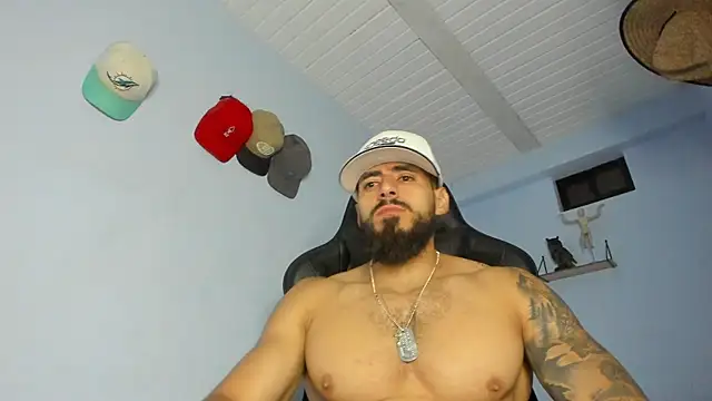 Snapshot of _Poseidon1_ chatting on October 2025 04:33:01 AM Poseidon1 online show from October 2025 04:33:01 AM