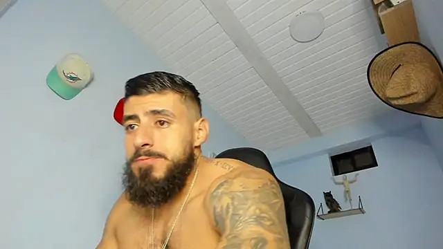 Snapshot of _Poseidon1_ chatting on October 2025 04:27:01 AM Poseidon1 online show from October 2025 04:27:01 AM