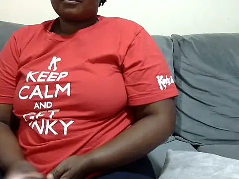 Pretty lilly02 online show from June 2026 07:45:01 PM