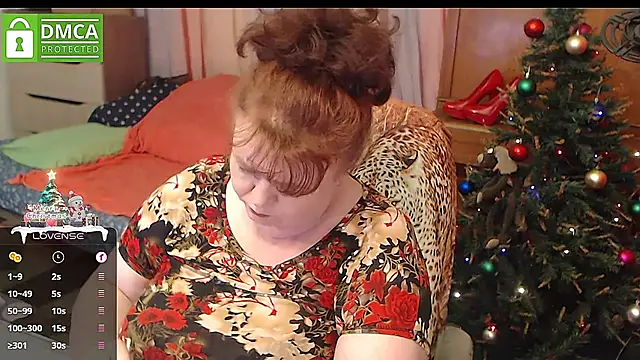 Snapshot of RoseRed69 chatting on January 2025 05:12:01 AM RoseRed69 online show from January 2025 05:12:01 AM