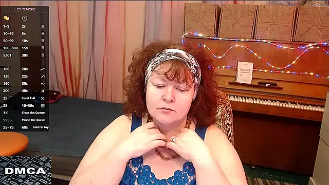 Snapshot of RoseRed69 chatting on March 2025 04:35:02 AM RoseRed69 online show from March 2025 04:35:02 AM