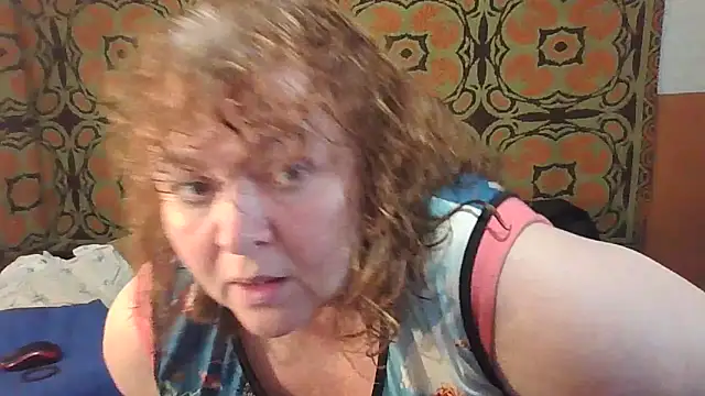 Snapshot of RoseRed69 chatting on October 2025 03:36:02 AM RoseRed69 online show from October 2025 03:36:02 AM