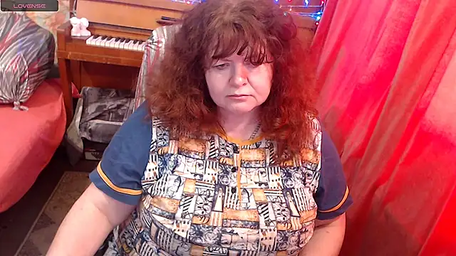 RoseRed69 online show from April 2026 06:49:01 AM