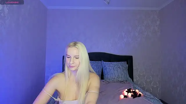 Snapshot of Amanda054 chatting on December 2024 04:21:01 AM Amanda054 online show from December 2024 04:21:01 AM
