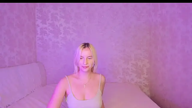 Snapshot of Amanda054 chatting on October 2025 01:46:02 PM Amanda054 online show from October 2025 01:46:02 PM