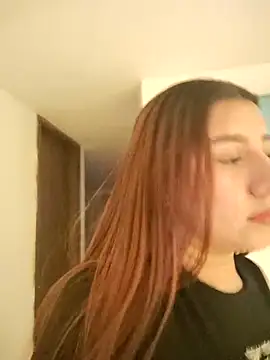 Snapshot of caro_sweett chatting on March 2026 11:08:01 PM caro sweett online show from March 2026 11:08:01 PM