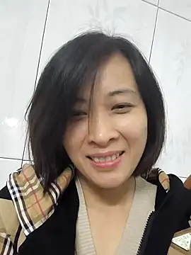 Snapshot of Sweets24 chatting on December 2024 02:57:02 PM Sweets24 online show from December 2024 02:57:02 PM