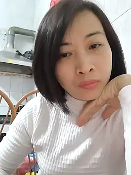 Snapshot of Sweets24 chatting on January 2025 10:49:02 PM Sweets24 online show from January 2025 10:49:02 PM