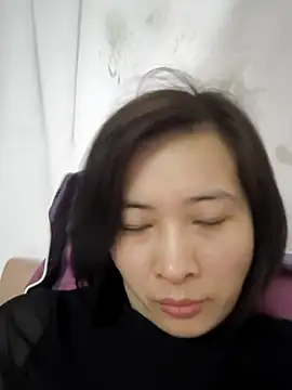 Snapshot of Sweets24 chatting on February 2025 10:37:02 PM Sweets24 online show from February 2025 10:37:02 PM