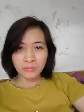 Snapshot of Sweets24 chatting on March 2025 06:03:01 AM Sweets24 online show from March 2025 06:03:01 AM