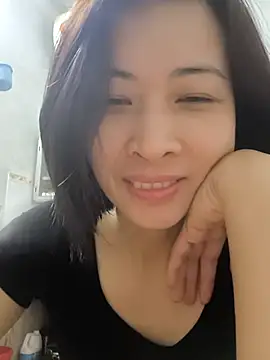 Snapshot of Sweets24 chatting on March 2025 11:02:01 PM Sweets24 online show from March 2025 11:02:01 PM
