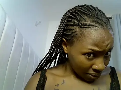 Queen loveer online show from March 2026 10:42:02 AM