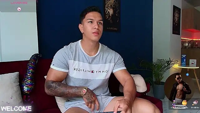 Taylor John online show from November 2025 01:32:01 PM