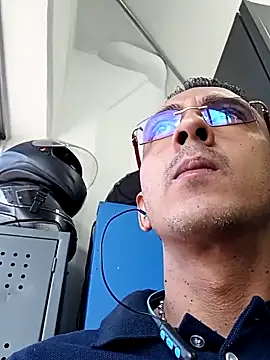 Snapshot of paisa233 chatting on October 2025 02:37:02 PM paisa233 online show from October 2025 02:37:02 PM