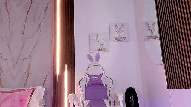 mia six66 online show from October 2025 11:30:02 AM