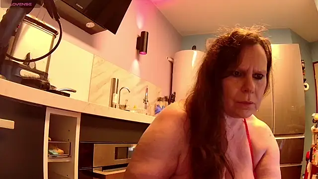 Endrocleia online show from May 2026 11:10:01 PM