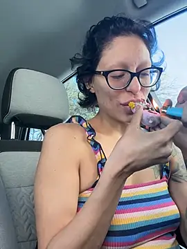 myloveforyouu online show from March 2025 03:29:02 PM