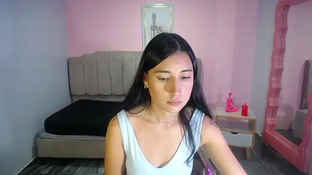 Snapshot of lizzyluk_ch chatting on October 2025 04:42:01 PM lizzyluk ch online show from October 2025 04:42:01 PM