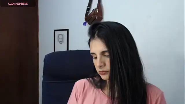 Snapshot of alma_violeta chatting on September 2025 06:21:01 PM alma violeta online show from September 2025 06:21:01 PM