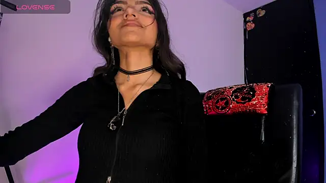 Snapshot of mabel_candy chatting on December 2024 03:20:02 PM mabel candy online show from December 2024 03:20:02 PM